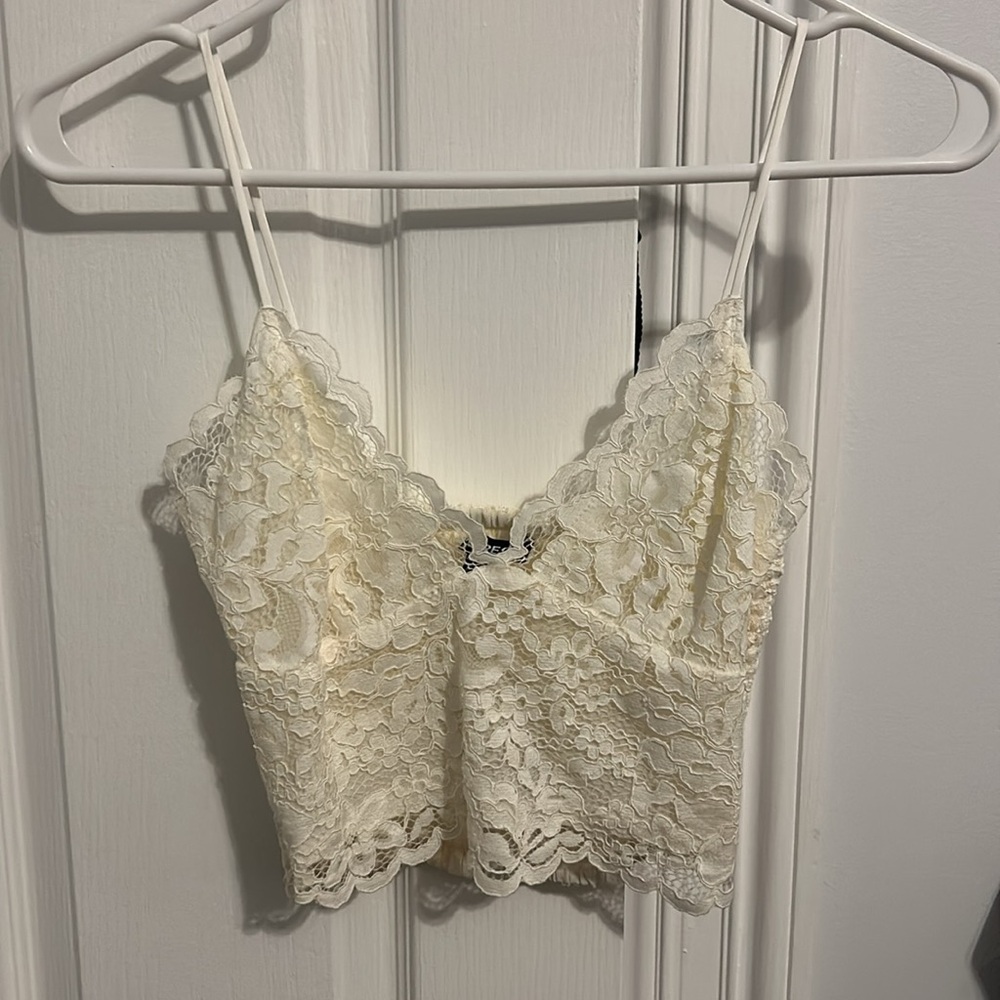 EXPRESS crop top - Picture 1 of 3